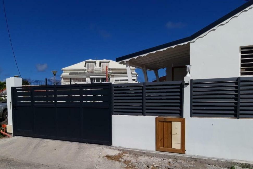 Gite Tournesol - A 2 Min De La Plage Et Du Bourg Anse-Bertrand Exterior photo
